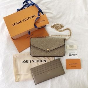 Louis Vuitton Epi Felicie Pochette in Turtledove